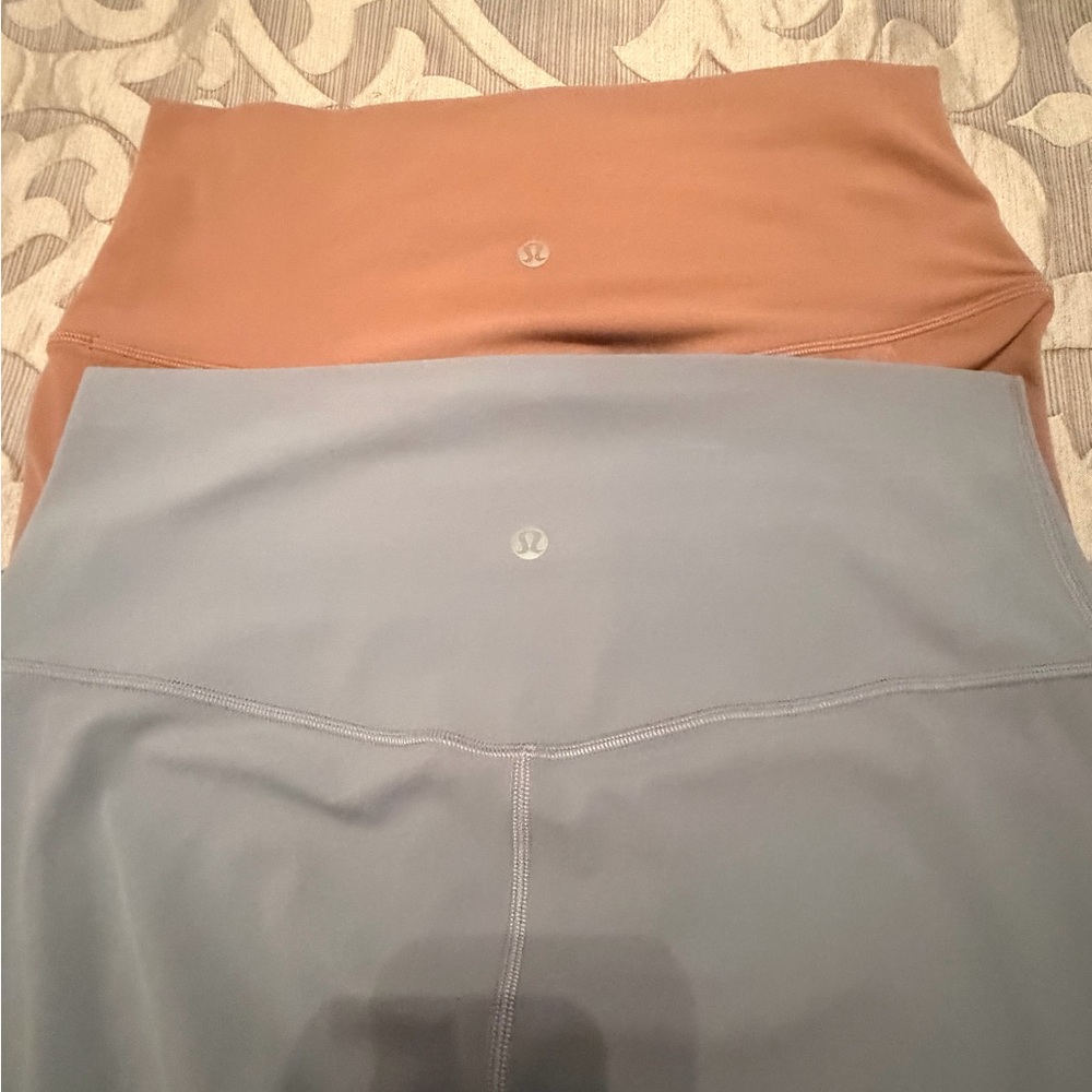 lululemon leggings in Rust Pink and Light Blue